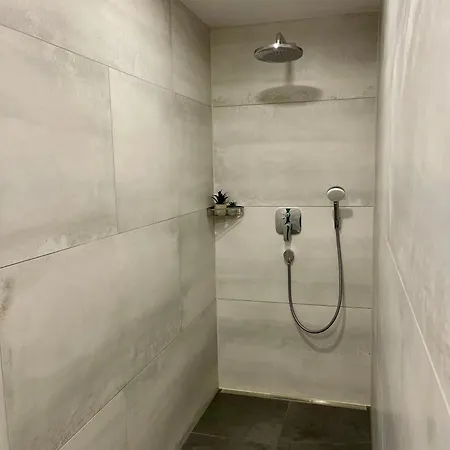 아파트 Herzstueck - Mit Hallenbad Und Sauna *